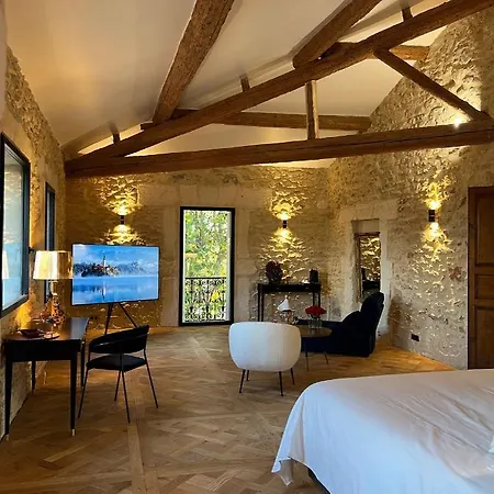 Domaine De La Trinite Montpellier Sud - Piscine A Debordement - Tennis - Plage 10 Min Bed and Breakfast Mauguio