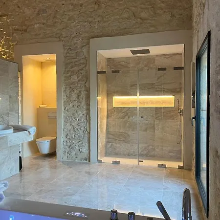 Bed and Breakfast Domaine De La Trinite Montpellier Sud - Piscine A Debordement - Tennis - Plage 10 Min