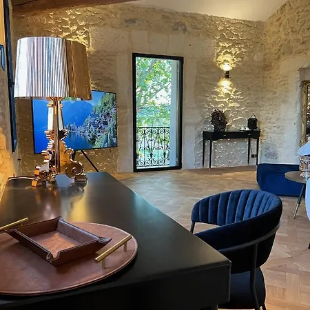 Domaine De La Trinite Montpellier Sud - Piscine A Debordement - Tennis - Plage 10 Min Bed and Breakfast *