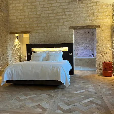 Domaine De La Trinite Montpellier Sud - Piscine A Debordement - Tennis - Plage 10 Min Bed and Breakfast *